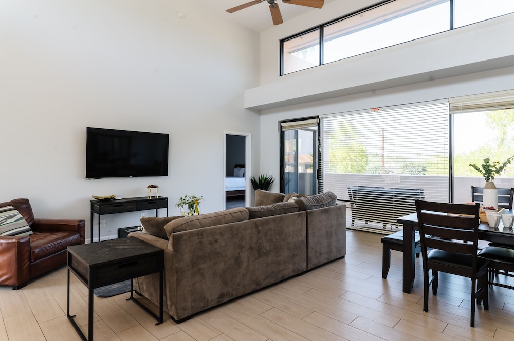 Ivory II By Avantstay Gorgeous Spacious Home w Views Close To Old Town