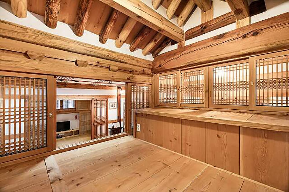 Ihwa Hanok