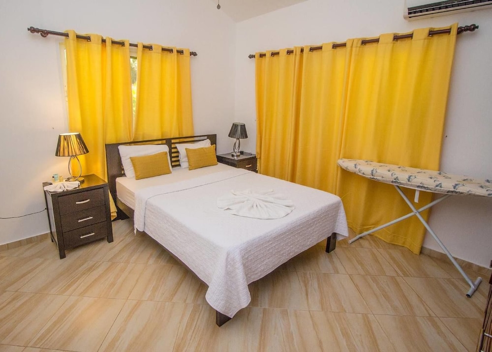 Sunny Days and Tropical Nights Await you view 3