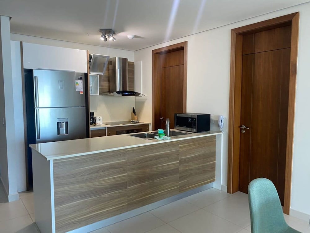 Light Home I Minimalist 1 Bed in Costa del Este