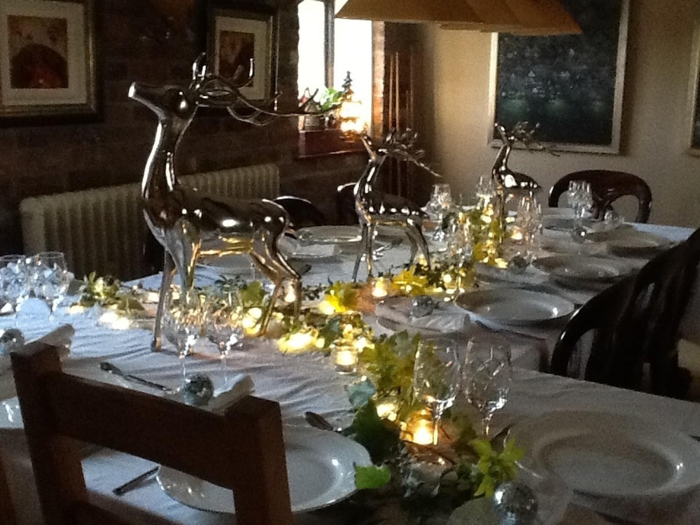 17th Century Coach House - Pet & Family Friendly
