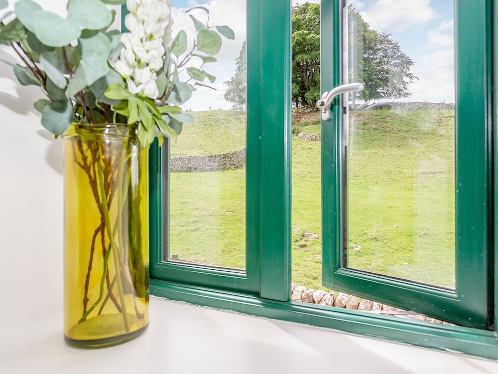 Pogles Wood Cottage