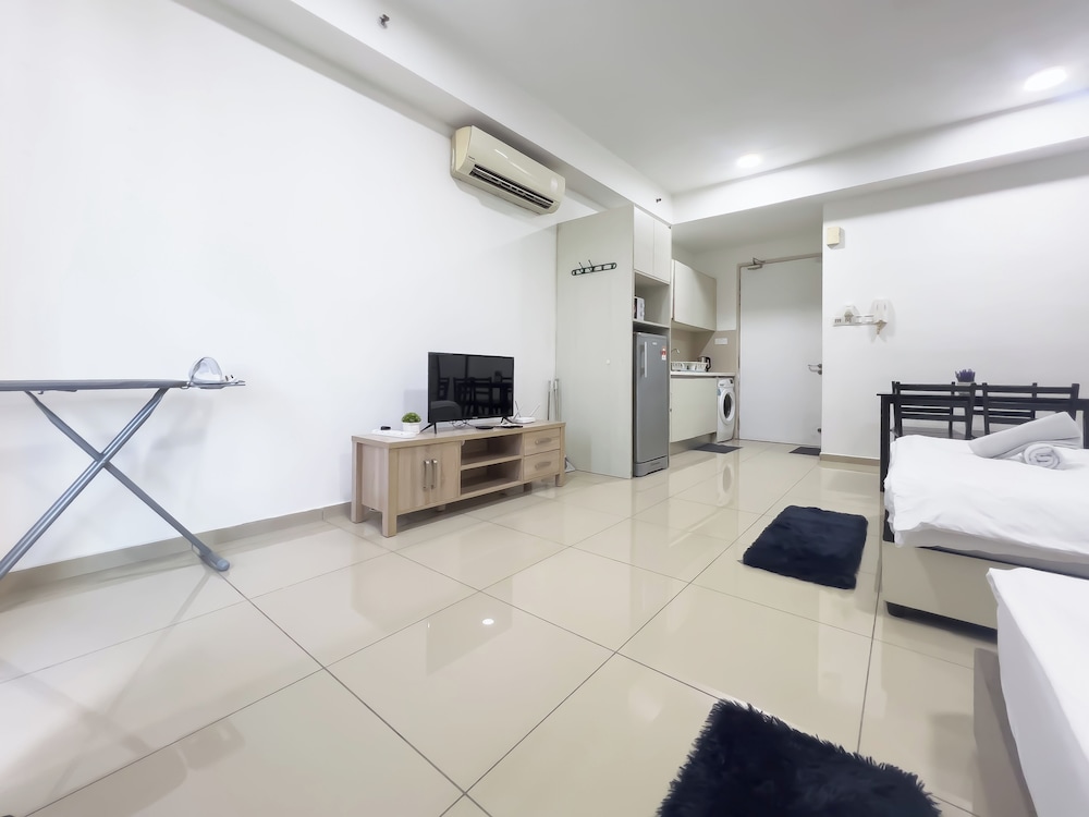 I City Luxury Condo Shah Alam Smarthome