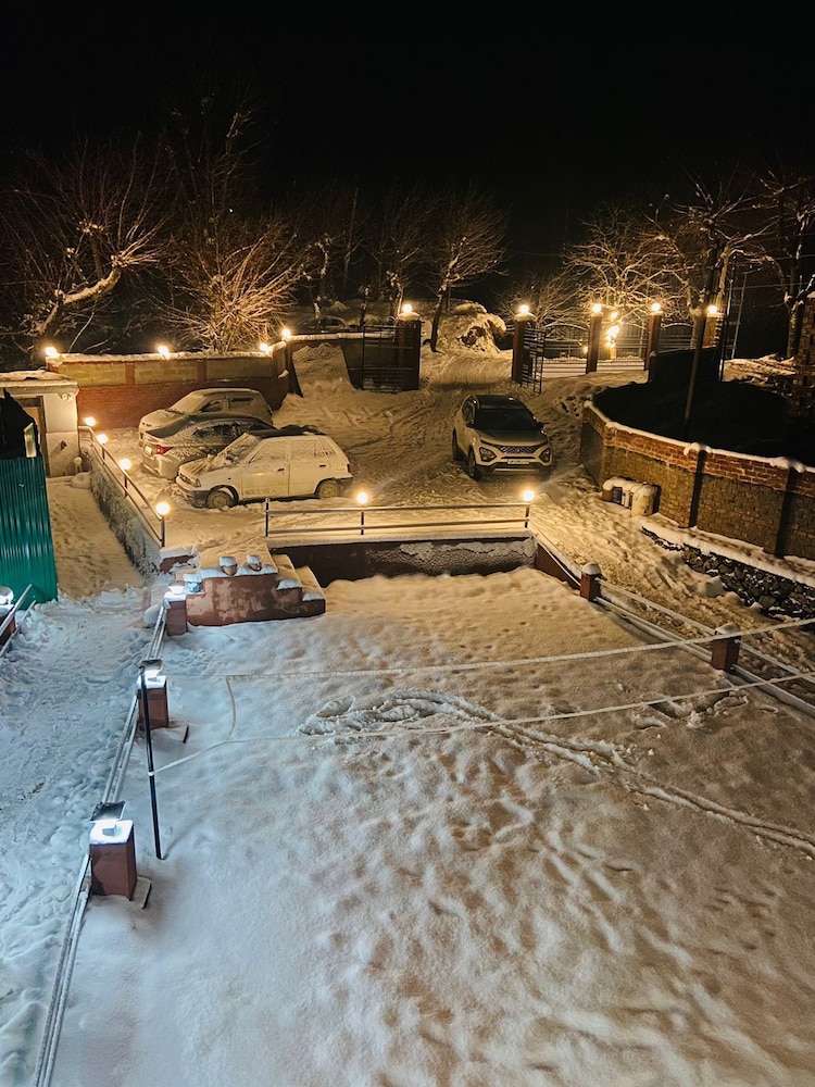 The Gulmarg Palace