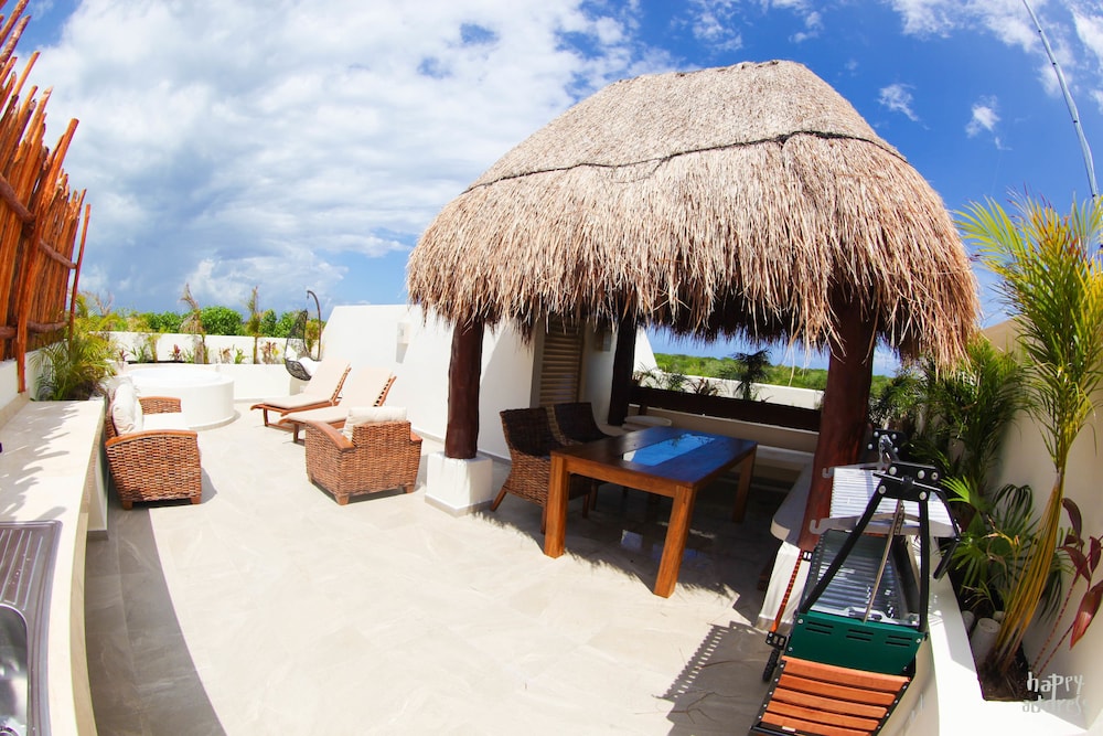 Cancun Vacations - Villa Puerta Zama 2 BR with big terrace in Tulum by Happy Address - Property Image 4