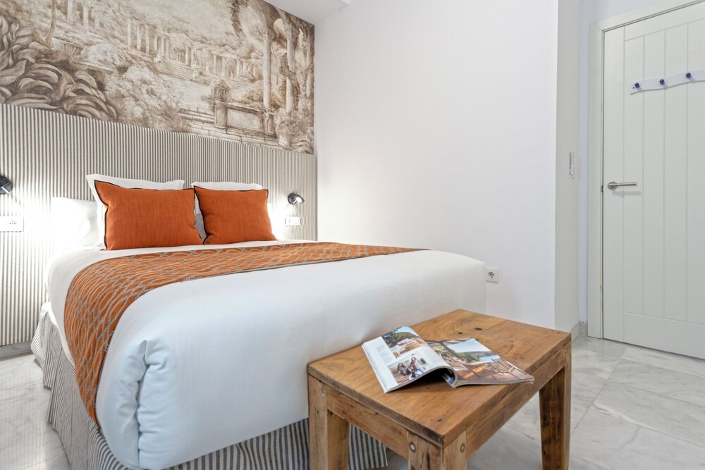 Exclusive Apartment in Seville Center. Francos Viii