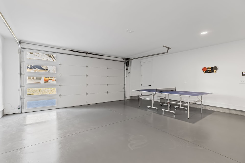 4 Rooftop Decks 4 Hot Tubs Game Rooms Sauna