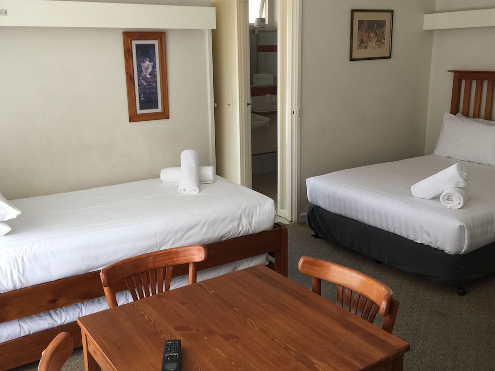 Aberdeen Motor Inn