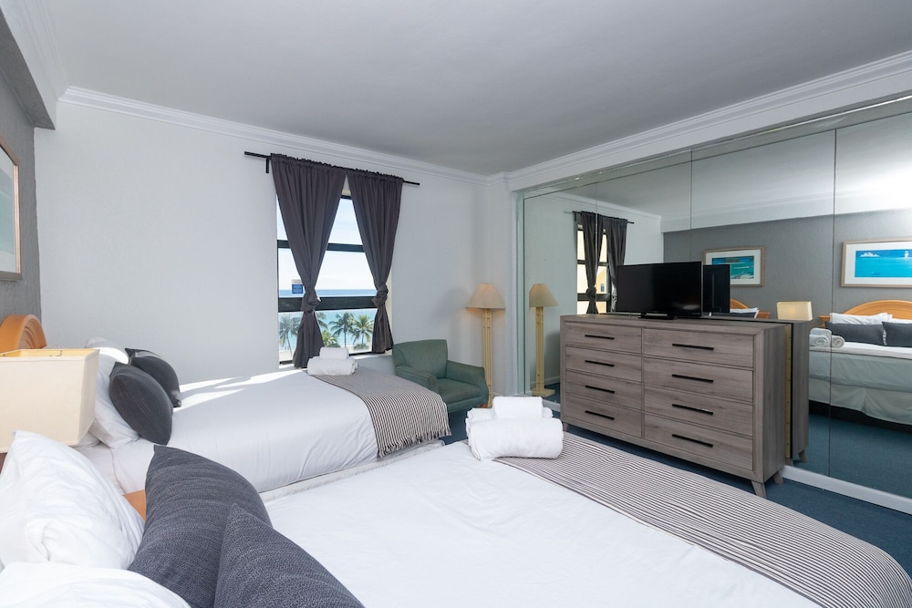 625 Ocean View Hollywood view 2