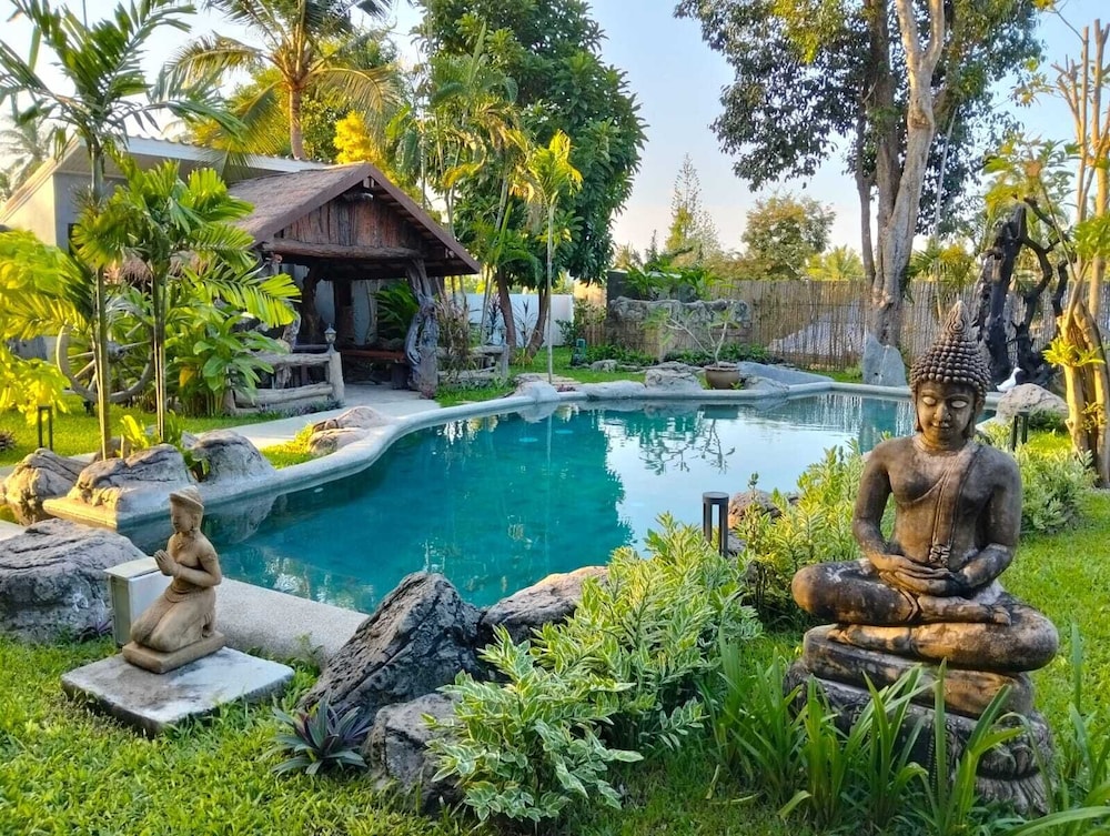 Varaya Resort