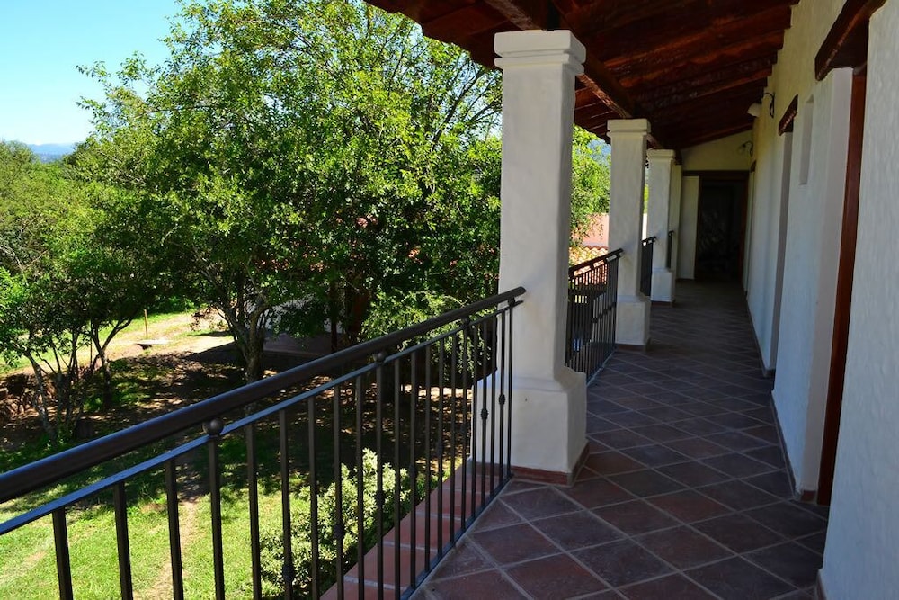 Hosteria La Caldera