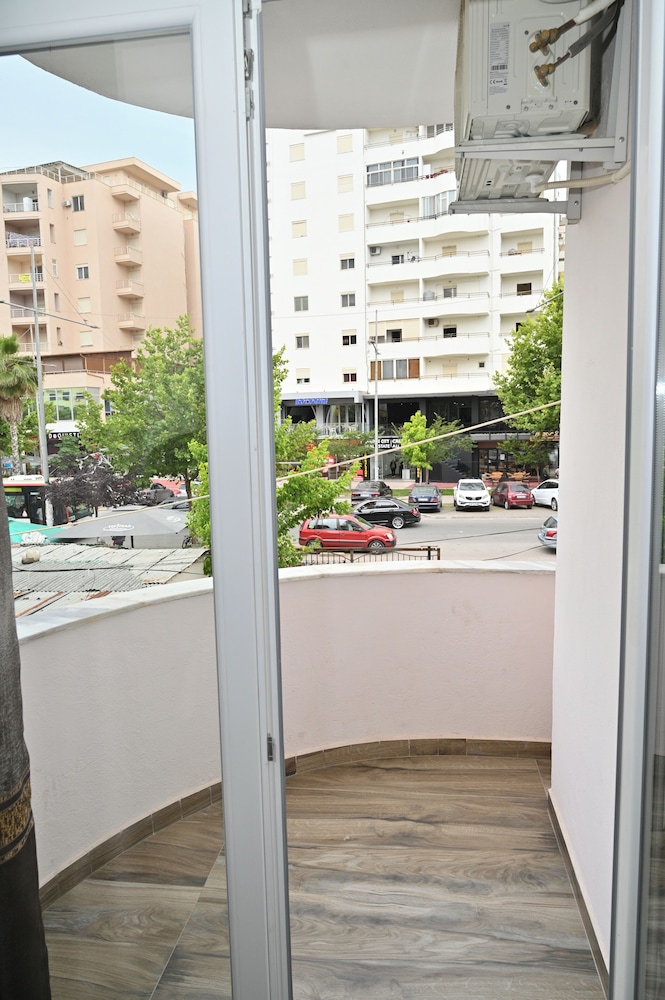 Elite Apartments