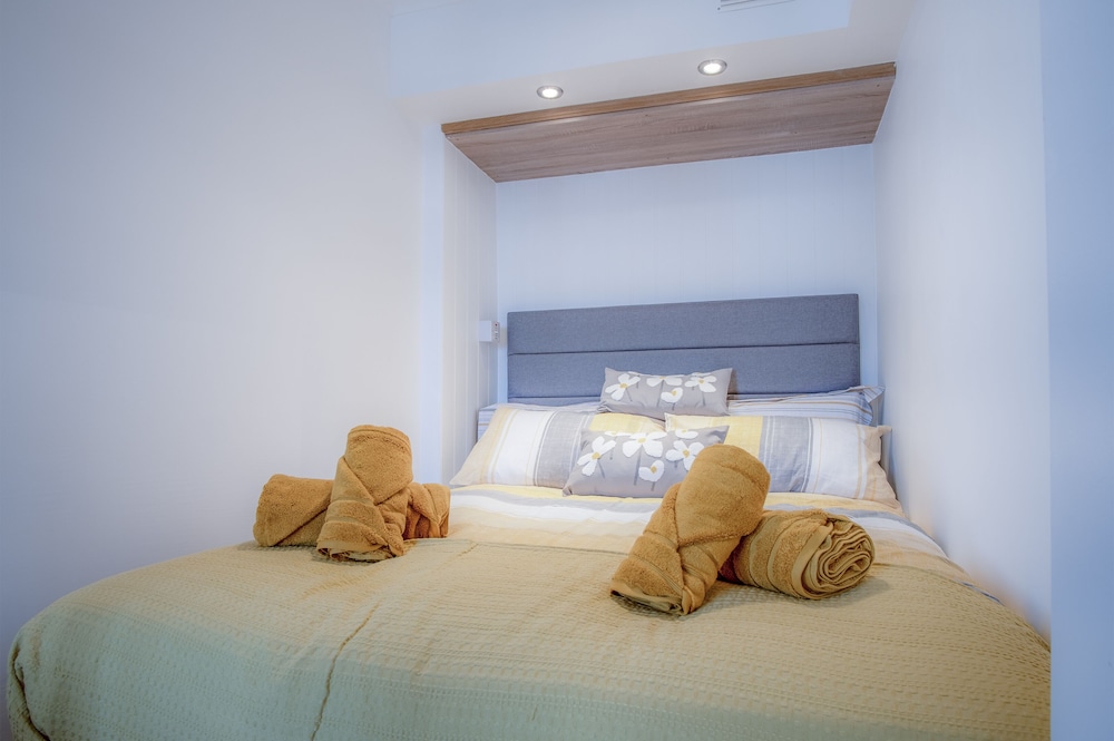 Ocean View - 1 Bedroom - Saundersfoot view 3