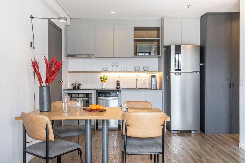 Ayra Pinheiros - Apartamentos com vista incrível para São Paulo ao lado da Rebouças e Faria Lima