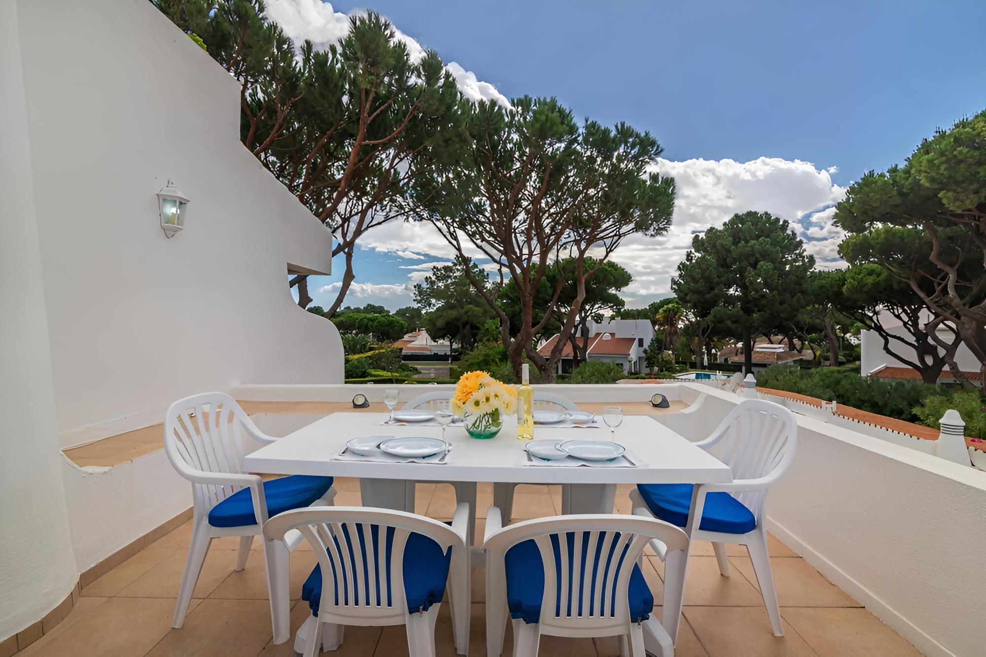 Vilamoura Terrace With Pool by Homing view 4