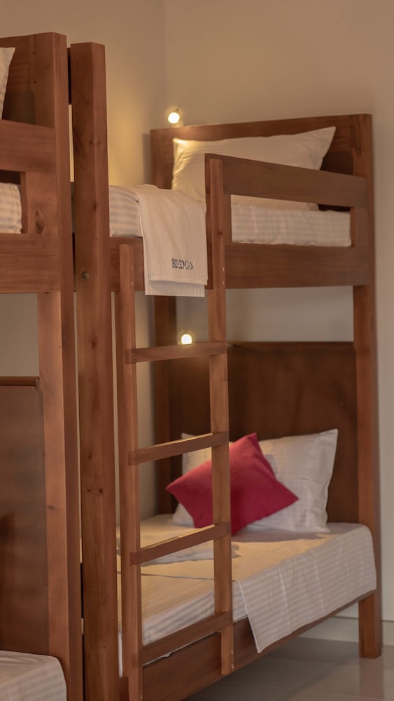 Bohemian Hostel - Negombo view 3