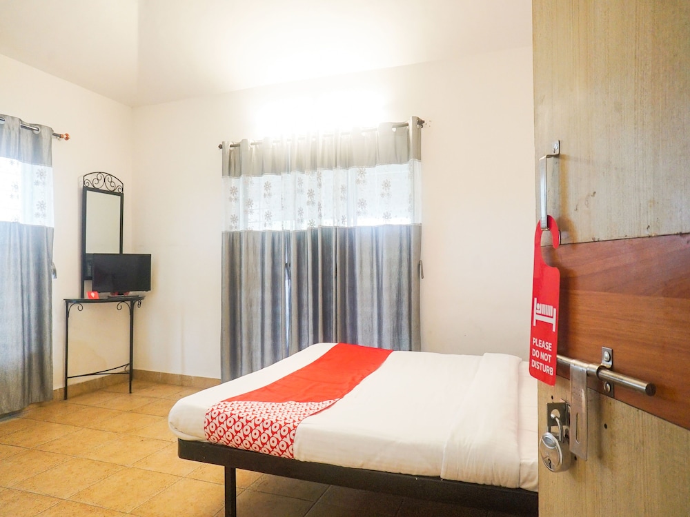 OYO 15010 Heaven Homes