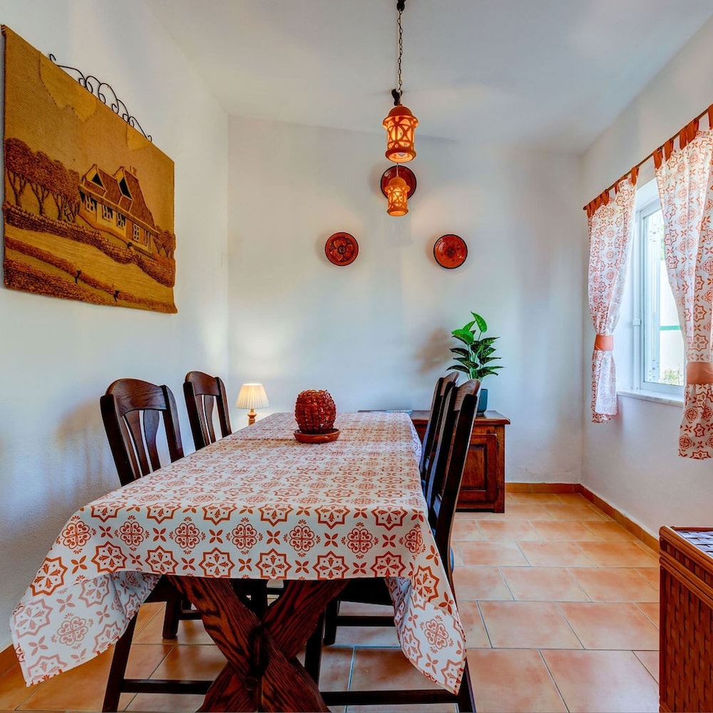 C28 Q P Amazing House Nested in the Heart of Ca