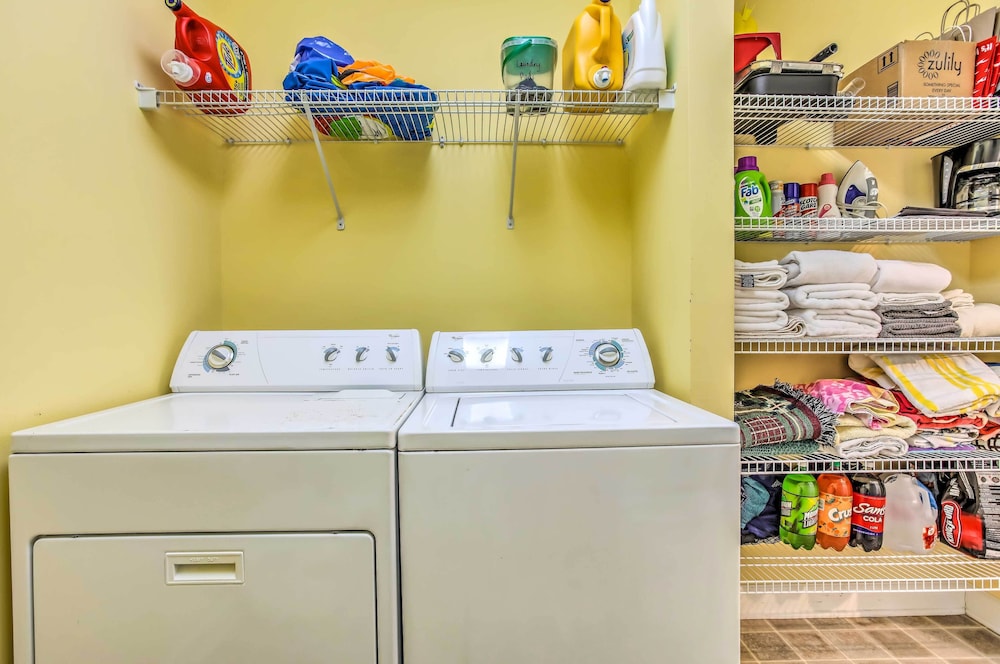 Calabash Condo w/ Community Pool!