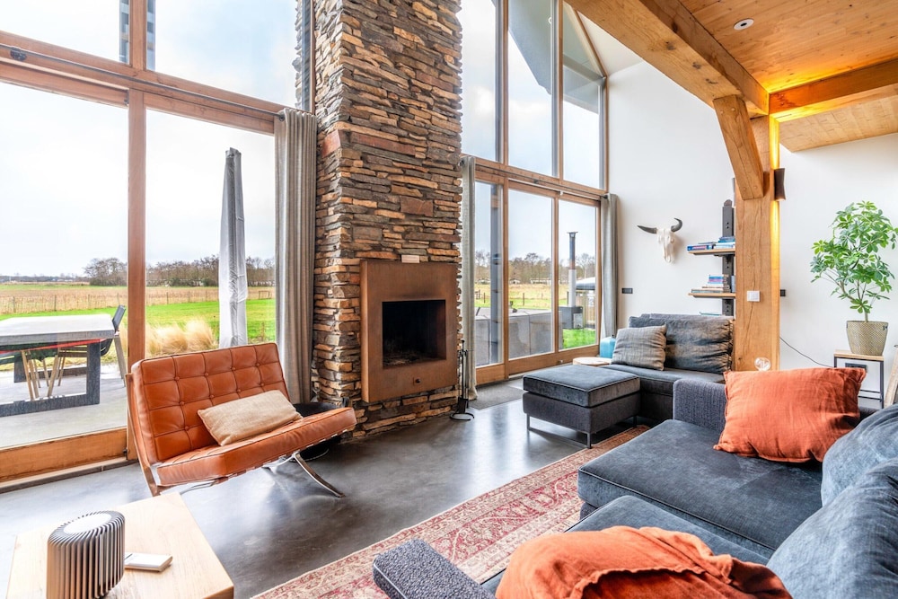 Luxurious and Sustainable 6-person Holiday Villa