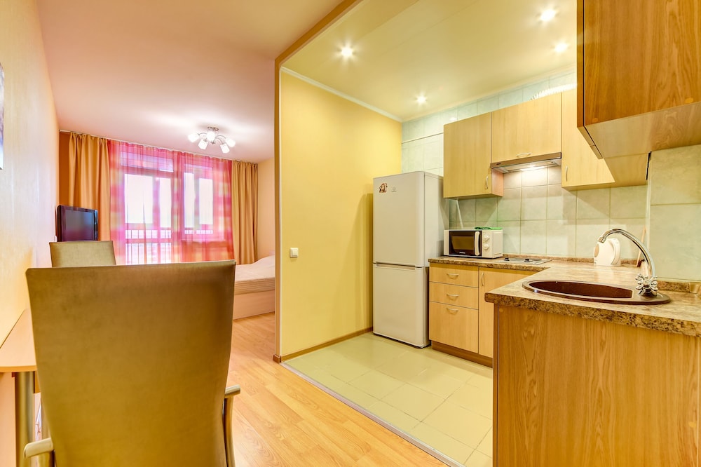 AG Apartment Dunayskii 23