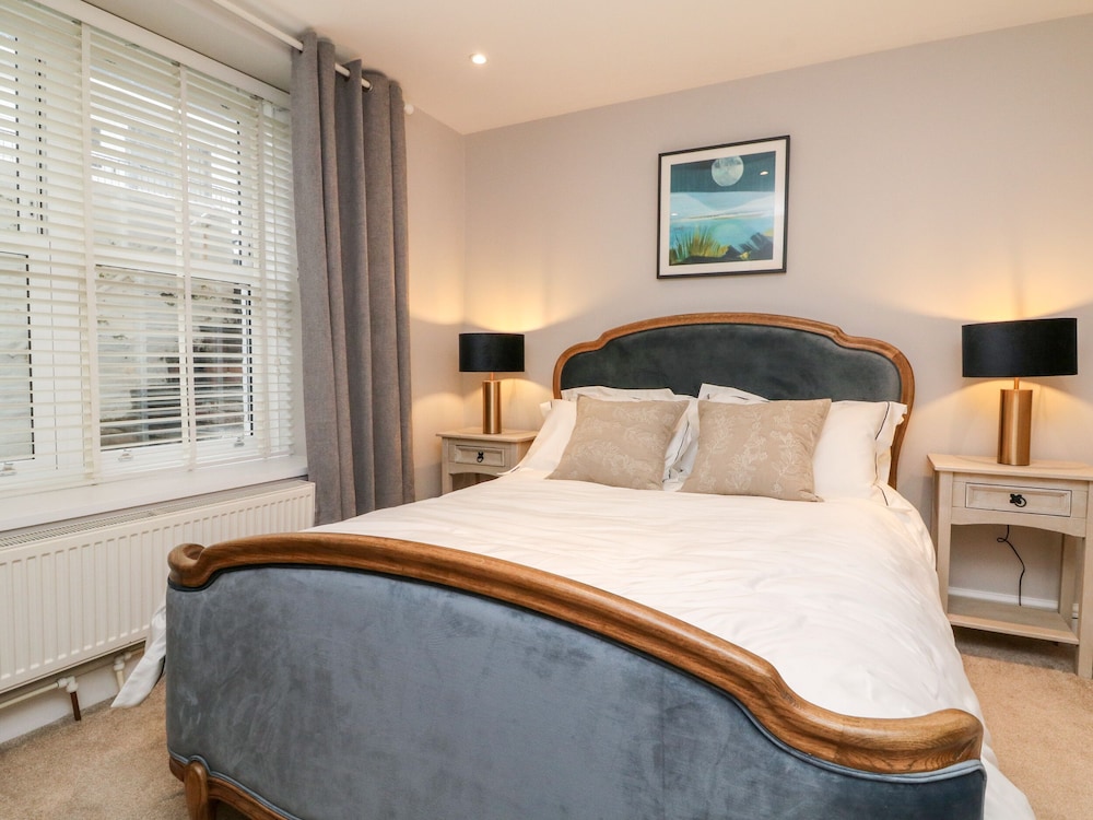 1 Cheyne Beach Apartments