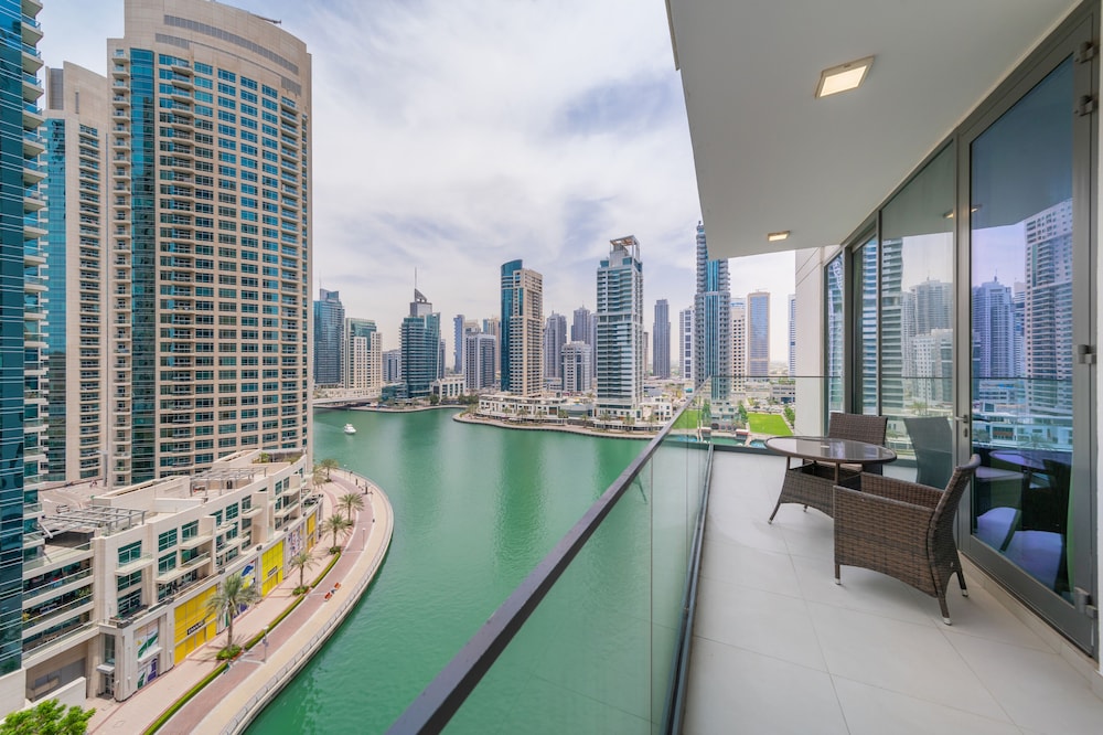 EDEN'S Homes & Villas - LIV Residence