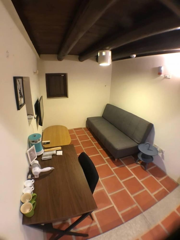Photo 32