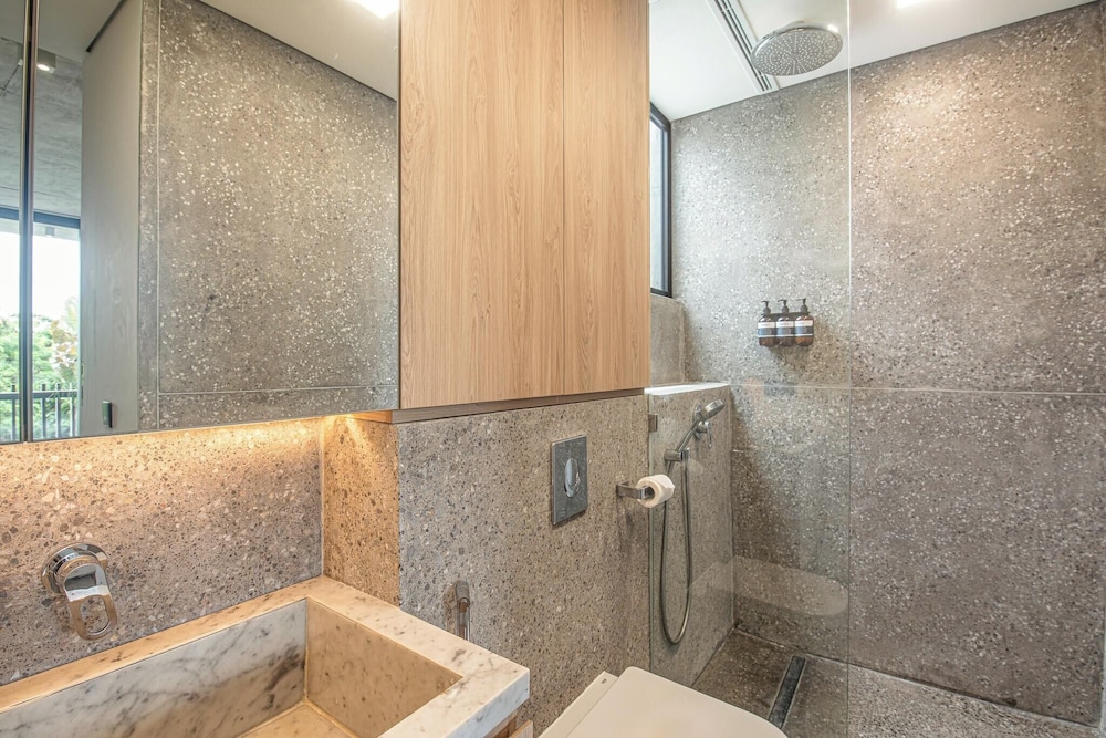 Modern 2BR Villa Enclosed Living Heart of Canggu