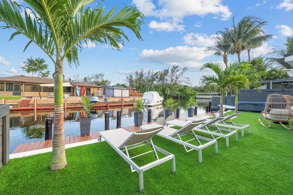 Waterfront Duplex Tropical Oasis