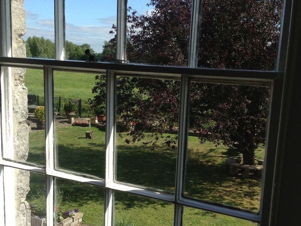 Double-gate Farm