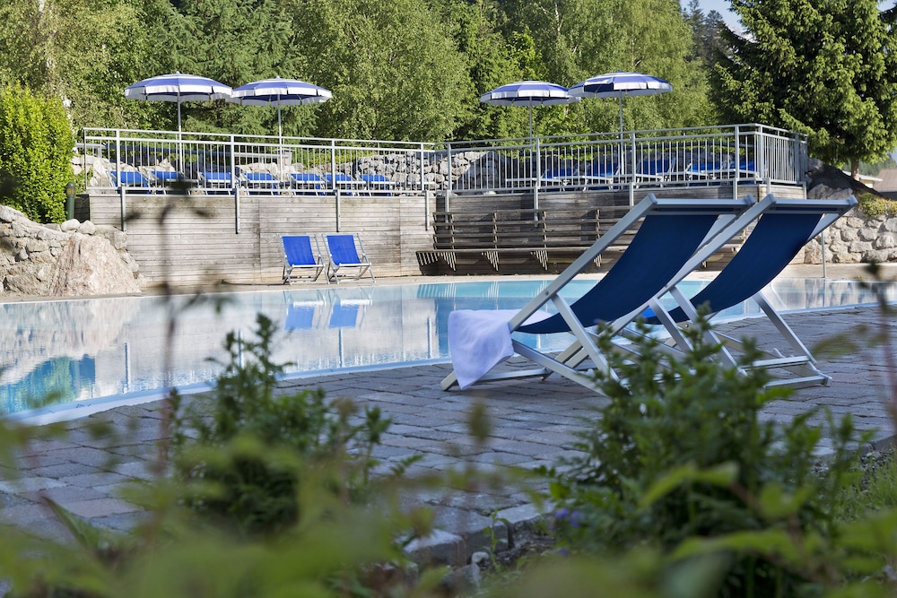 natürlich Hell. Aparthotel & Camping
