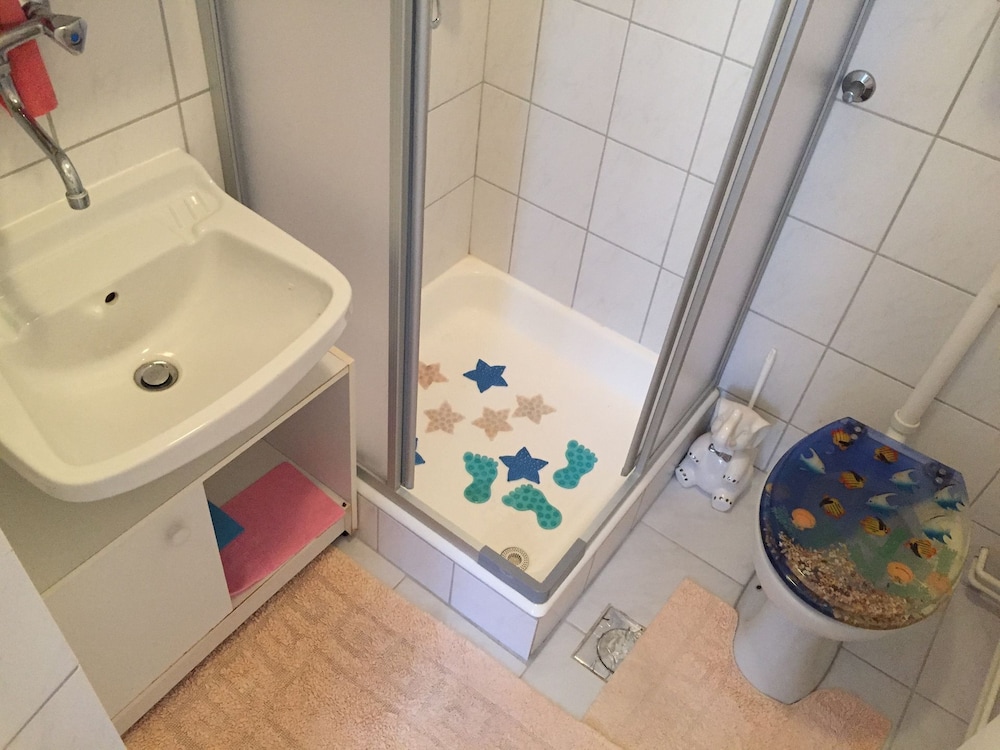 Makaj - 80 m From the Beach - R1