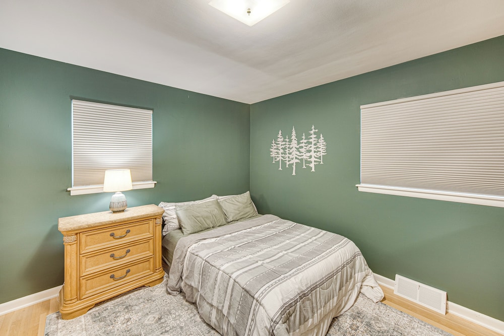 Near Dtwn Harrisburg: Stylish Home w/ Patio & Yard