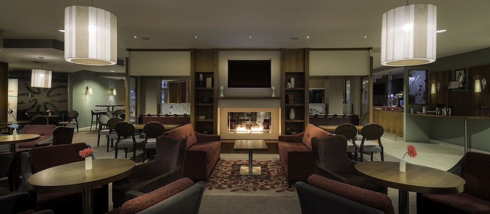 Luton Vacations - Hilton Garden Inn Luton North, United Kingdom - Property Image 54