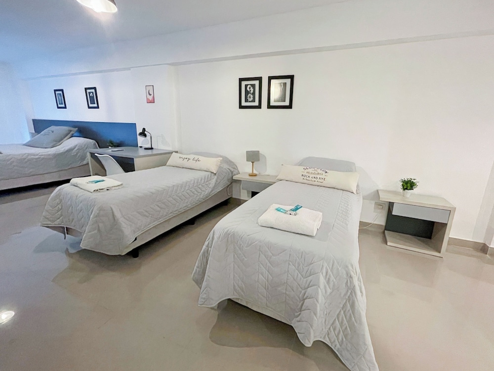 Ayres Suites Moreno