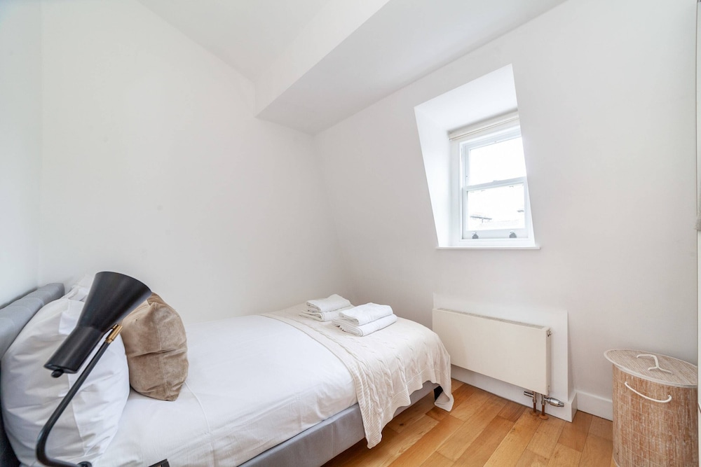 Luxury Chelsea Apartment