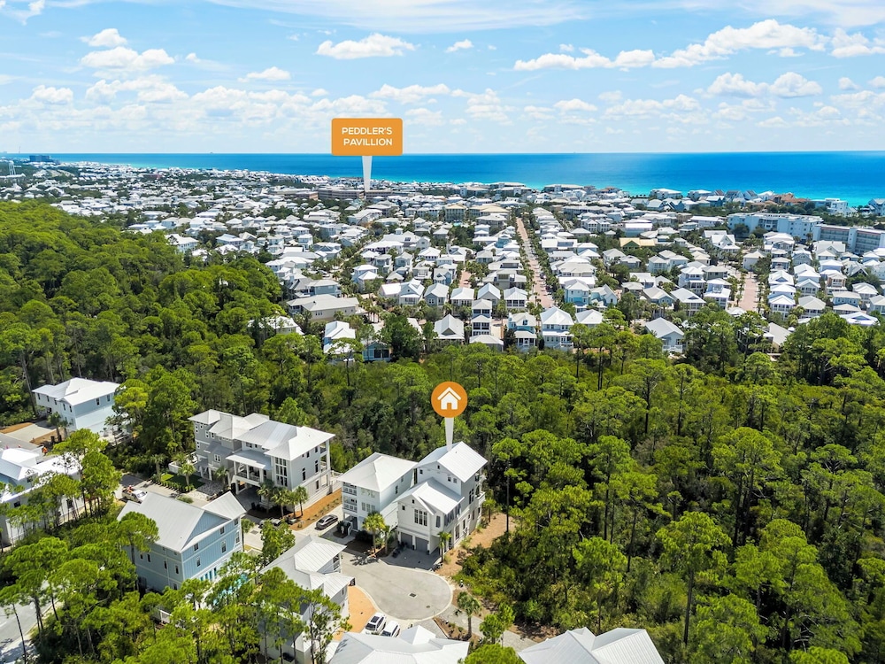 30A Beach House - Mia's Beach House
