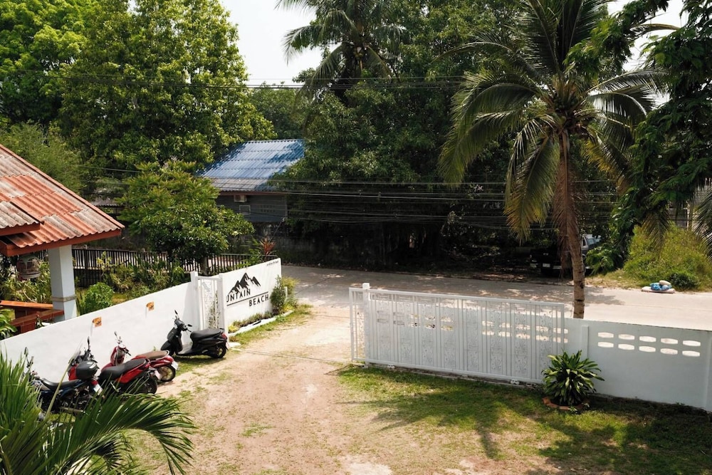 Three COCO Villa Aonang Krabi