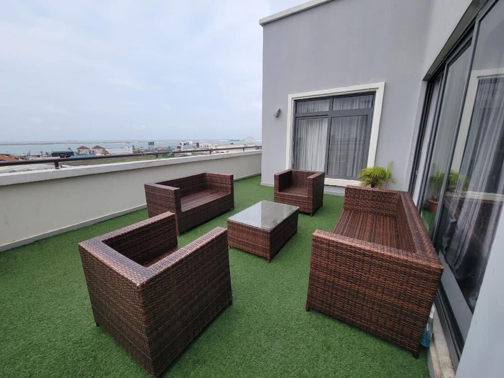 Service Apartment Hub