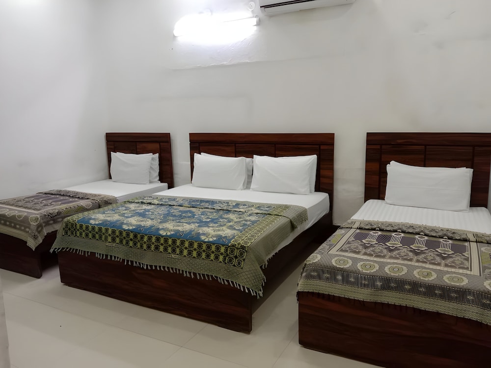 Hotel New Royal Residency