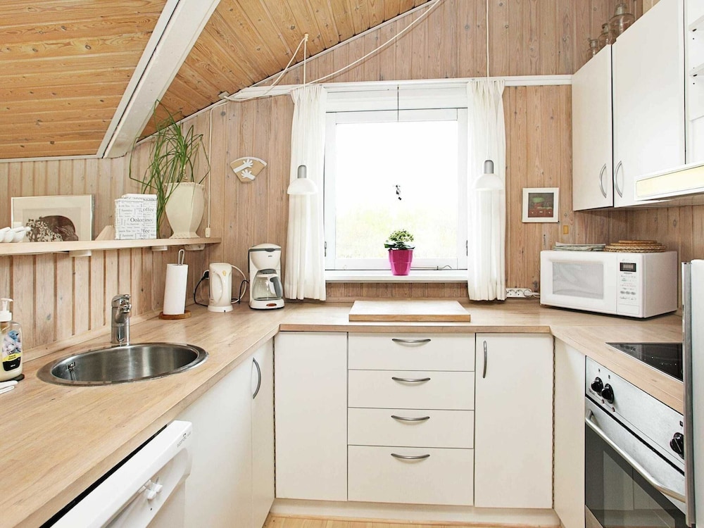 6 Person Holiday Home in Hjorring-by Traum view 2