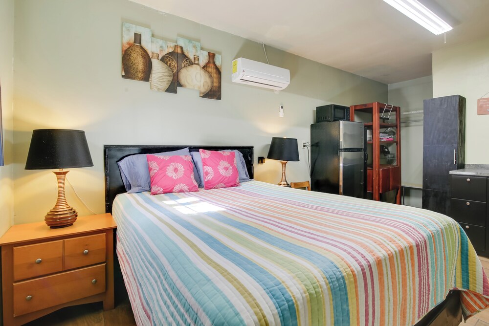Remote Workers Welcome: Studio in Santa Rosa!