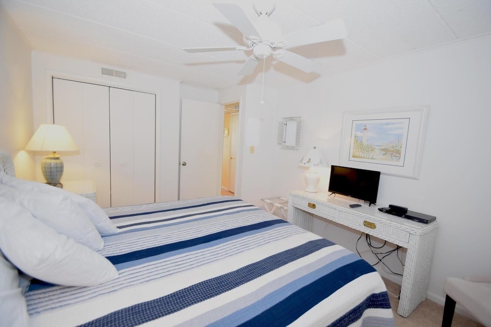 Thunder Island 148d 2 Bedroom Condo