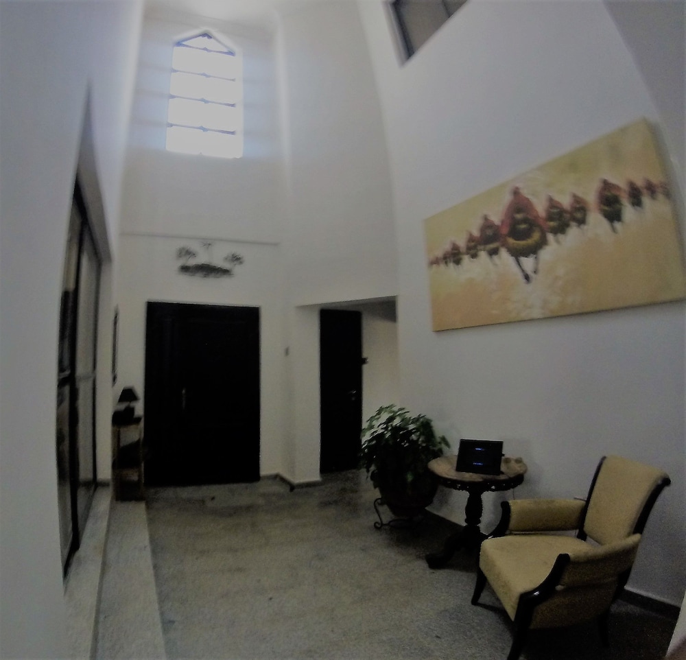 Ironhouse Guest Suites