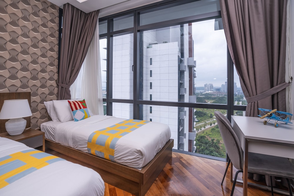 OYO Home 89724 Amazing 2br Grand Medini photo 3