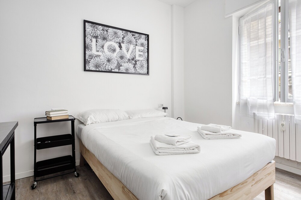 Stylish Studios near Subway