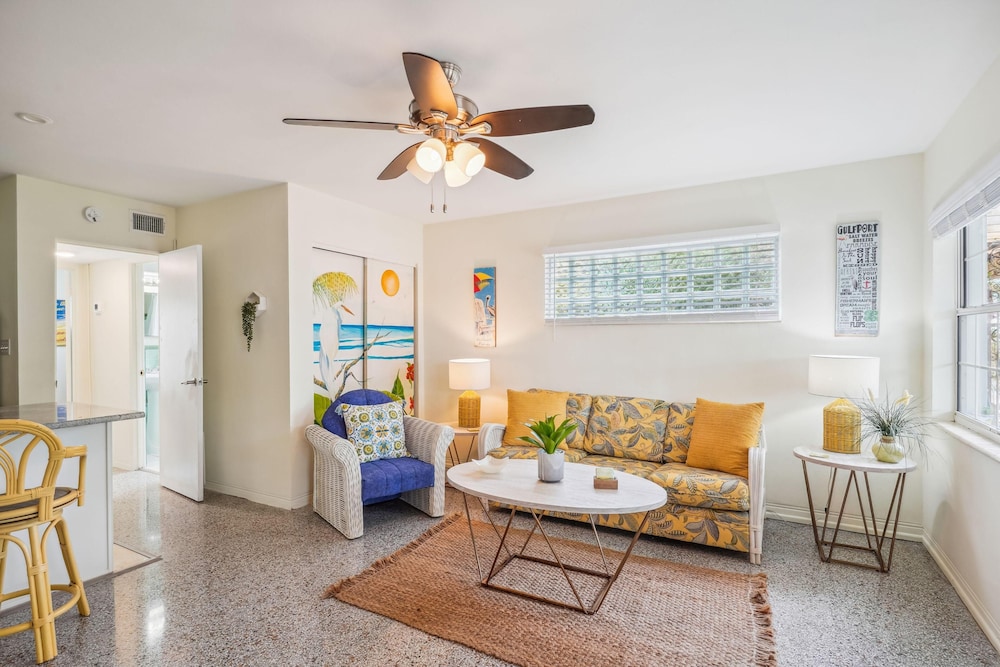 Beach Quarters ALL