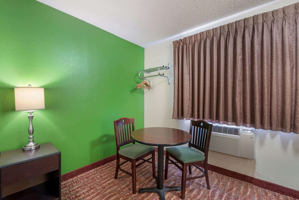 Rodeway Inn Benton