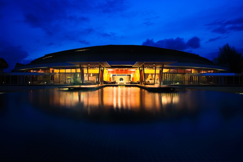 Graceland Khaolak Beach Resort